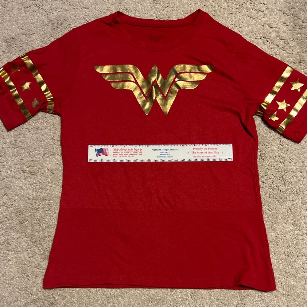 Wonder Woman t-shirt